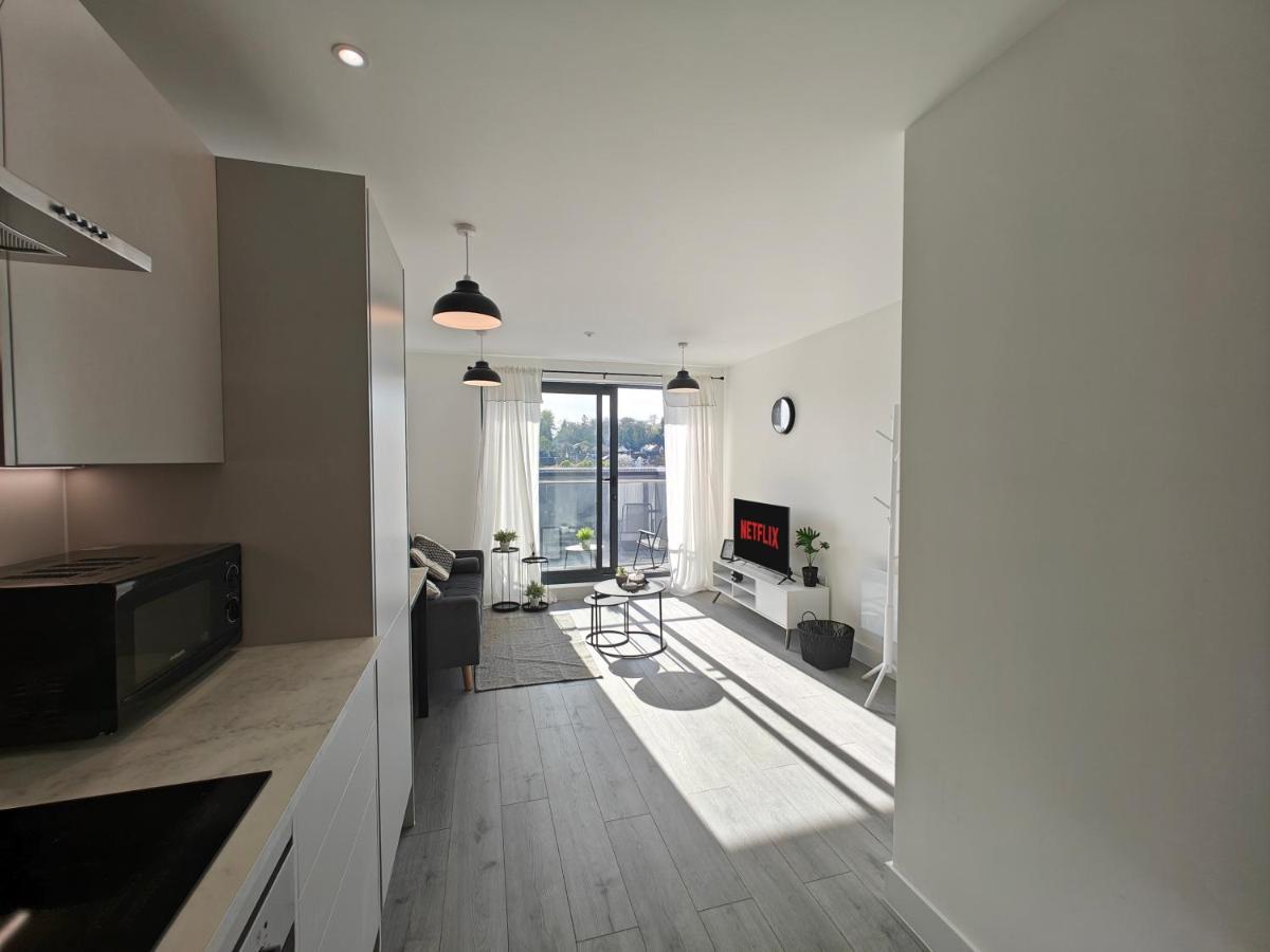Modern City Apartment هيميل هيمبستيد المظهر الخارجي الصورة