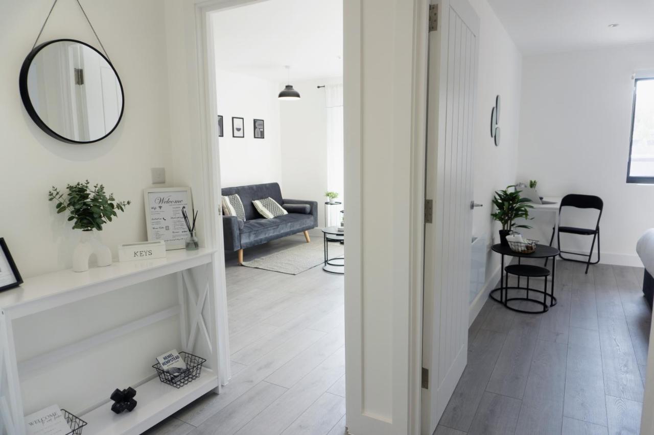 Modern City Apartment هيميل هيمبستيد المظهر الخارجي الصورة